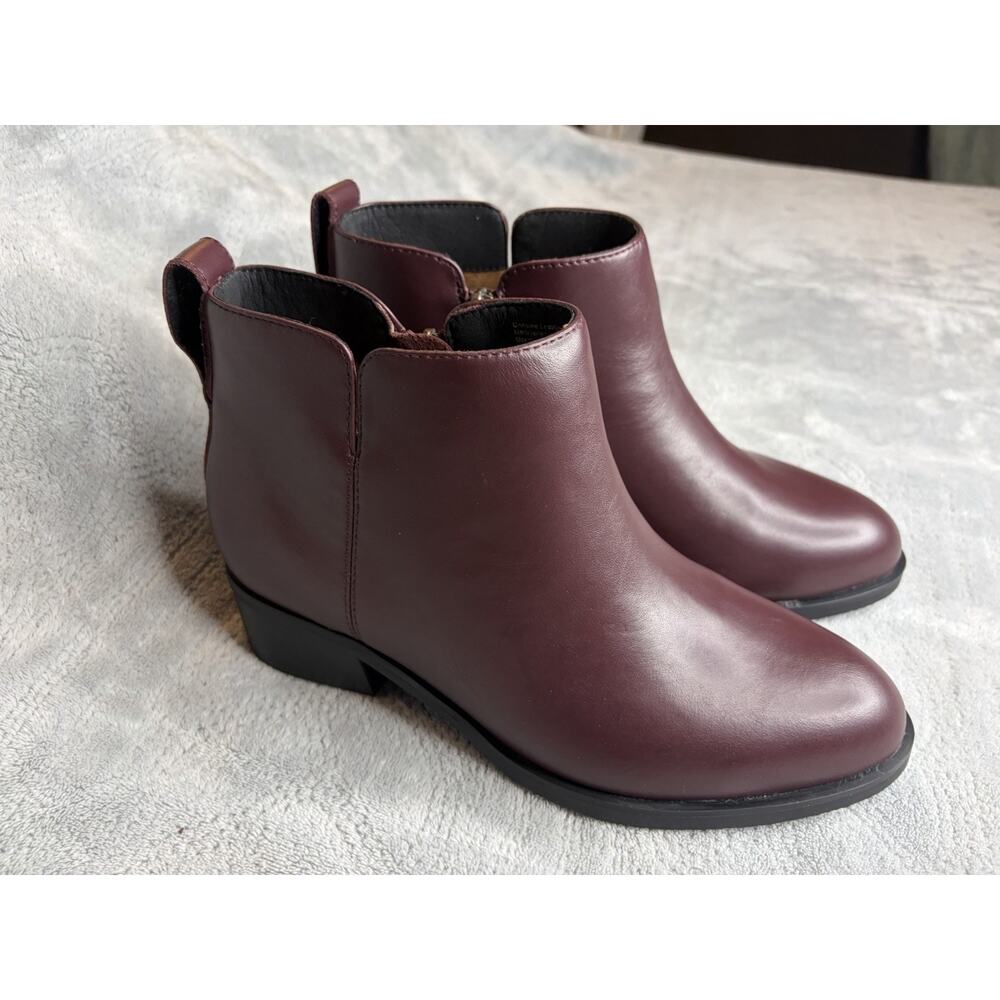 WYDR Studios Metro Muse Everyday Zip Bootie Wine Red Leather Women's Size 9 - Picture 4 of 10